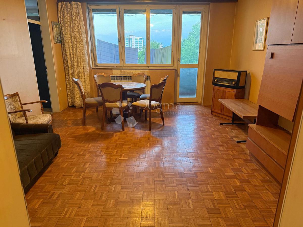 Allogio Centar, Varaždin, 76,75m2