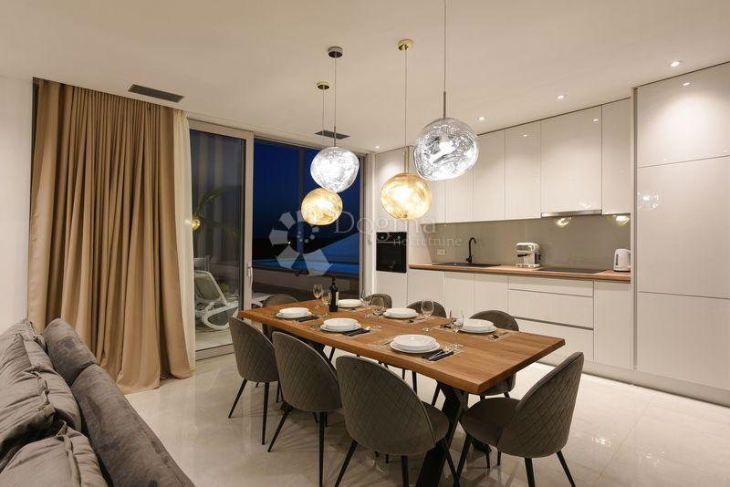 Casa Debeljak, Sukošan, 220m2