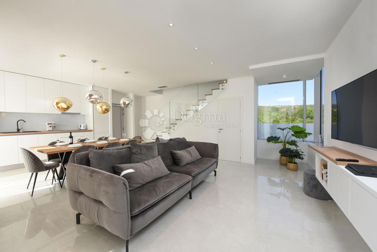 Casa Debeljak, Sukošan, 220m2