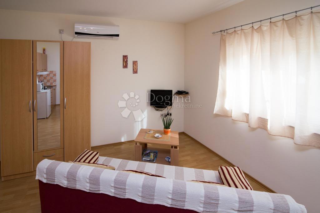 Casa Biograd na Moru, 263,78m2