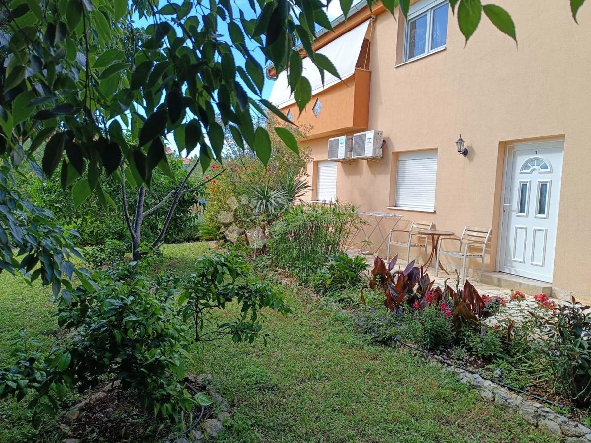 Casa Biograd na Moru, 263,78m2