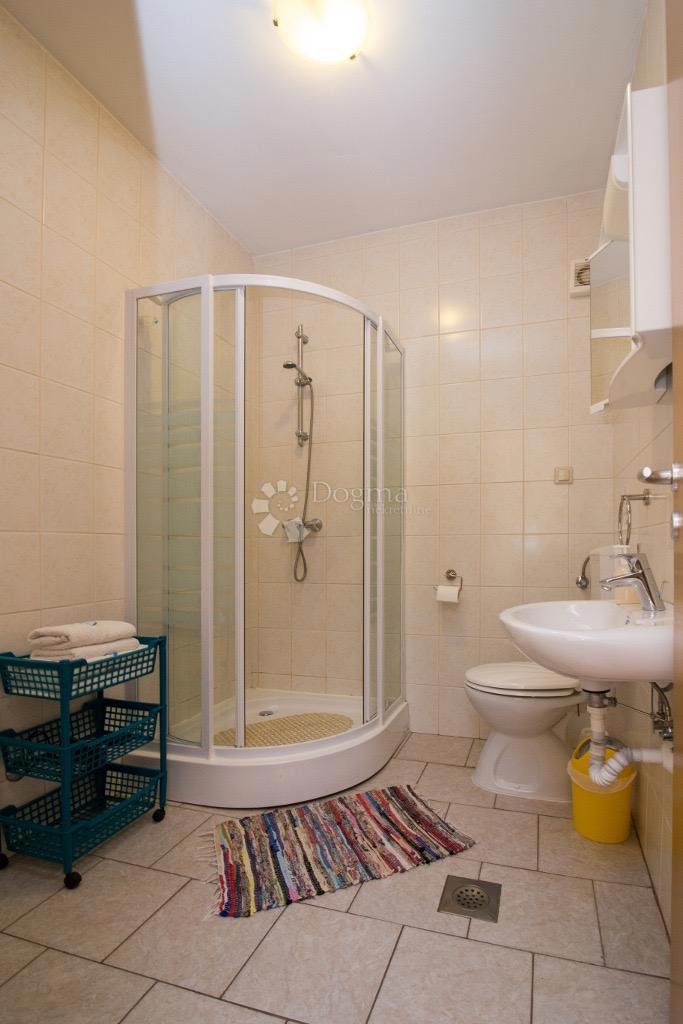 Casa Biograd na Moru, 263,78m2