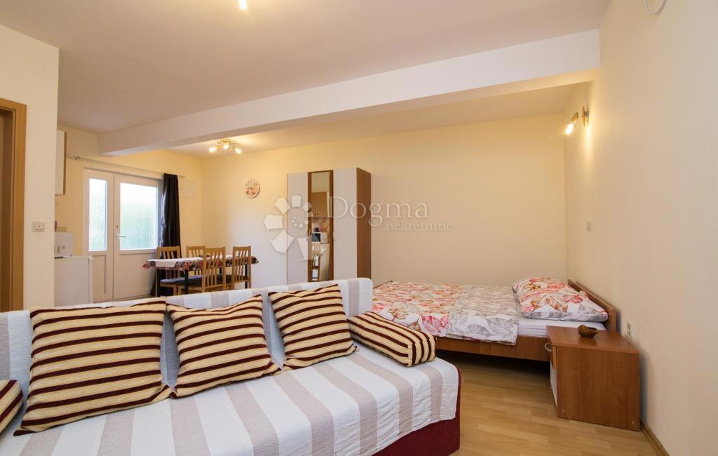 Casa Biograd na Moru, 263,78m2