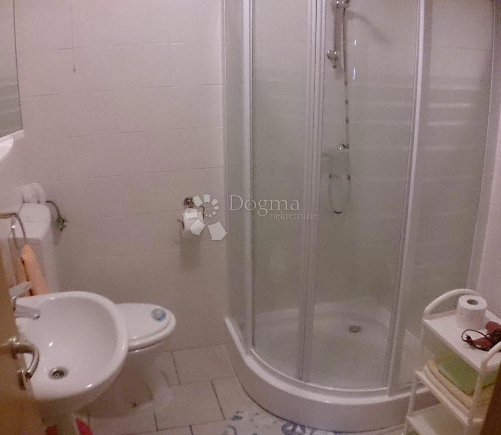 Casa Biograd na Moru, 263,78m2