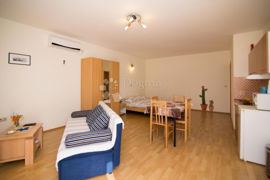 Casa Biograd na Moru, 263,78m2