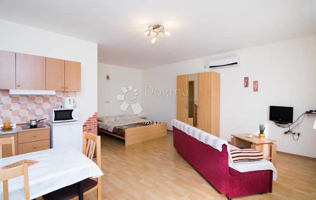 Casa Biograd na Moru, 263,78m2