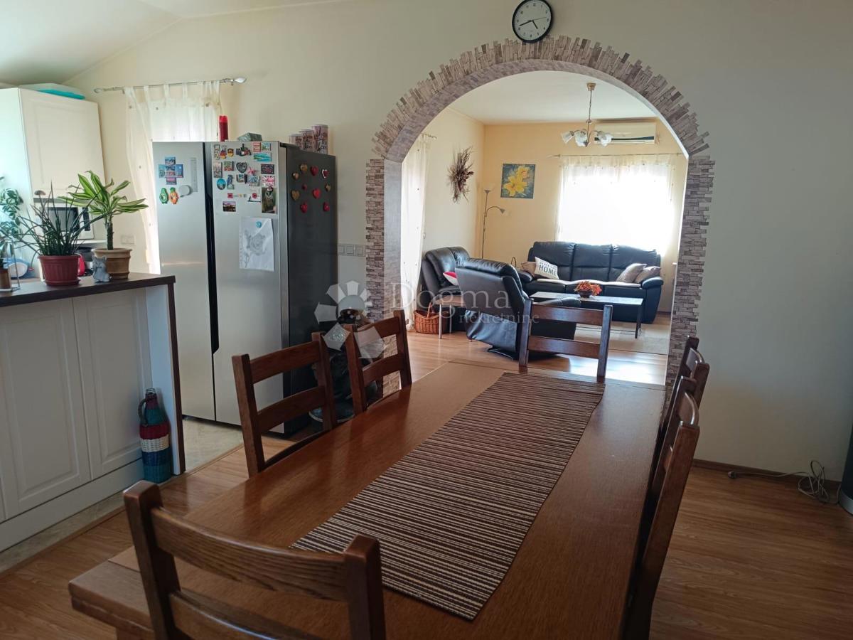 Casa Biograd na Moru, 263,78m2