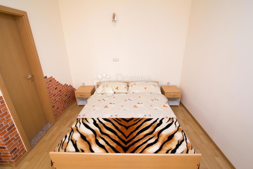 Casa Biograd na Moru, 263,78m2