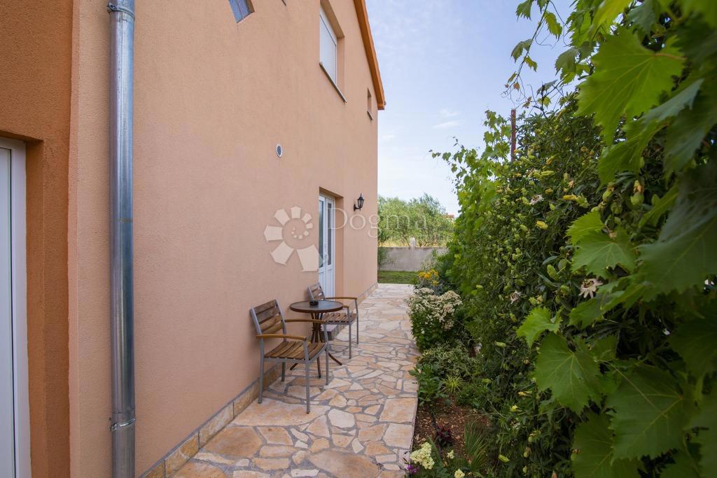 Casa Biograd na Moru, 263,78m2