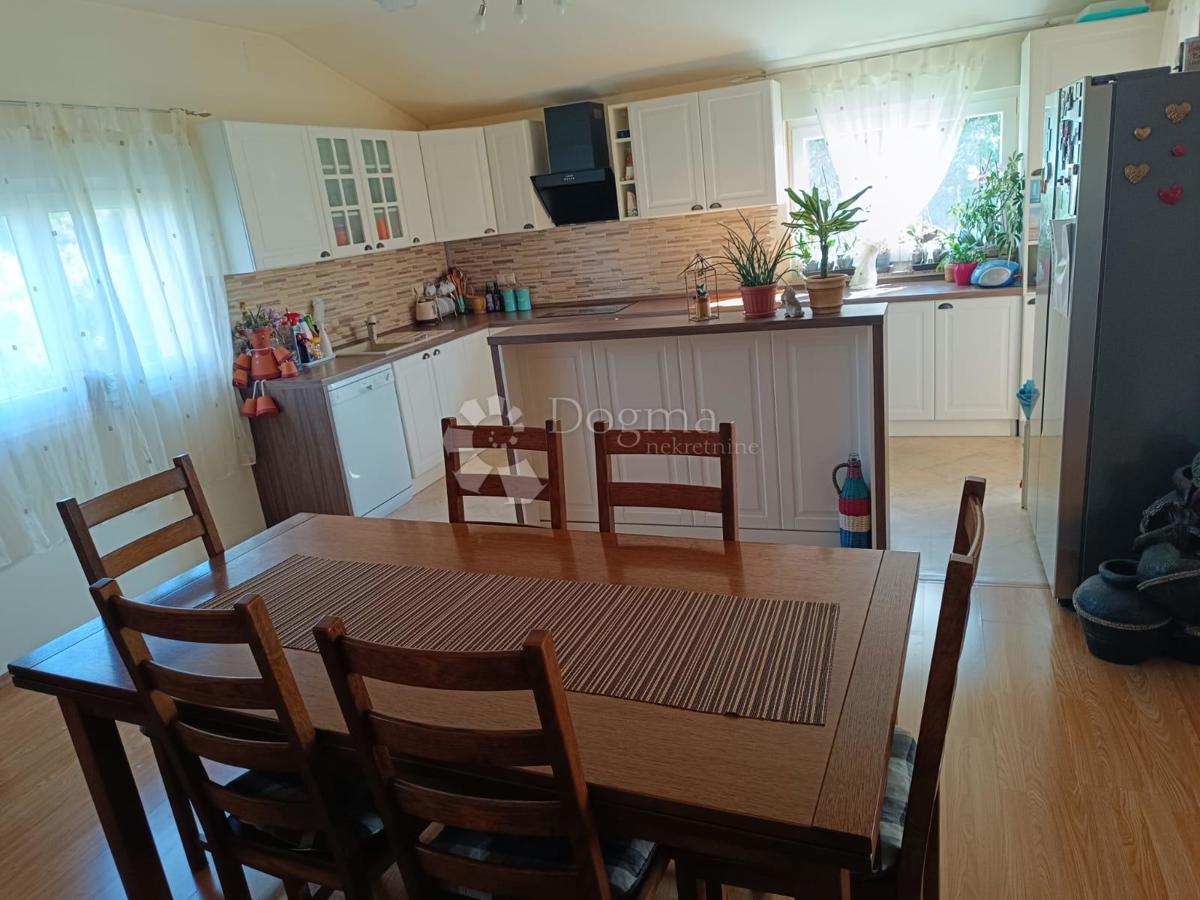 Casa Biograd na Moru, 263,78m2