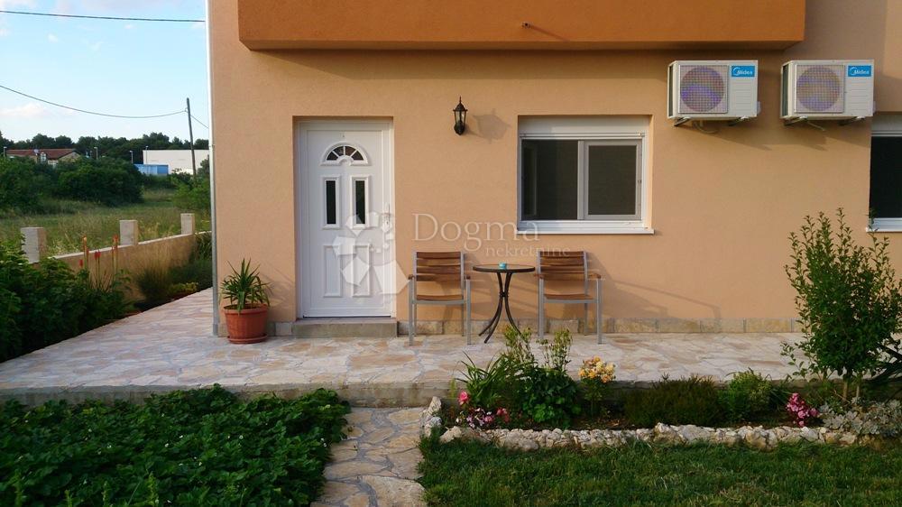 Casa Biograd na Moru, 263,78m2