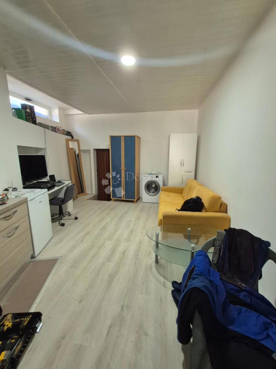 Allogio Costabella, Rijeka, 45,42m2