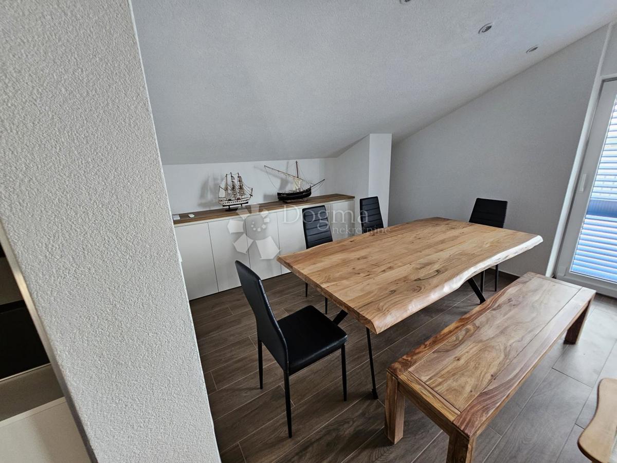 CASA ESCLUSIVA PRIMA FILA SUL MARE - MURTER, BETINA