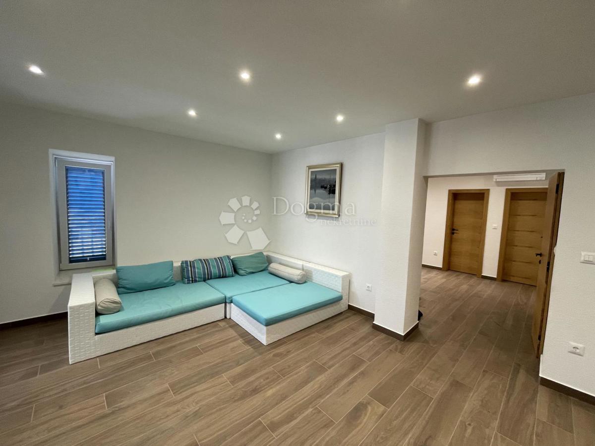 CASA ESCLUSIVA PRIMA FILA SUL MARE - MURTER, BETINA