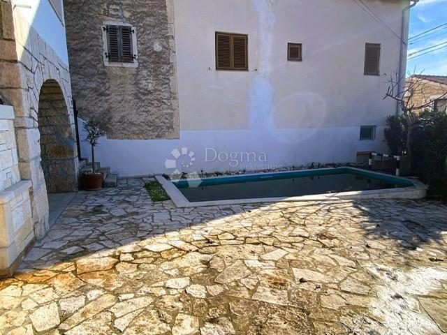 Casa Perini, Sveti Lovreč, 327,30m2