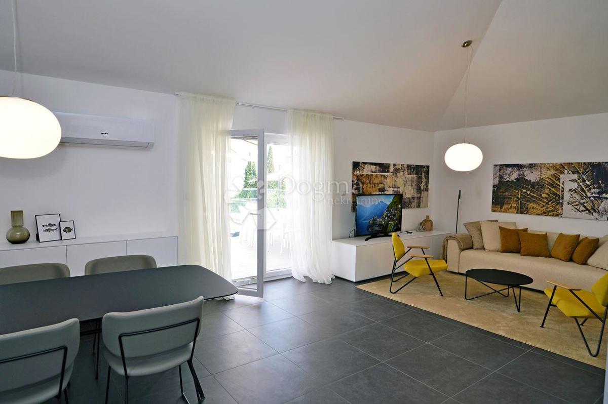 LOVRAN – Appartamento Esclusivo a 50 Metri dal Mare