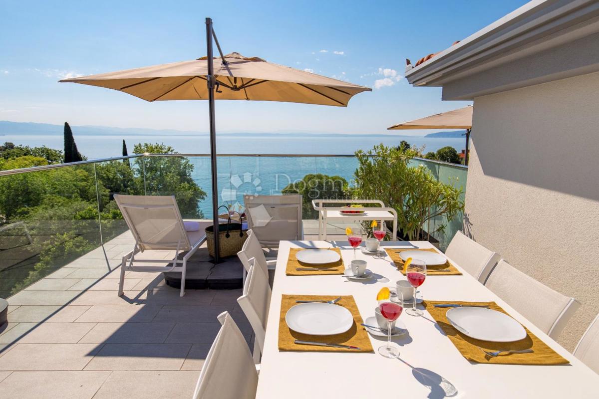 LOVRAN – Appartamento Esclusivo a 50 Metri dal Mare