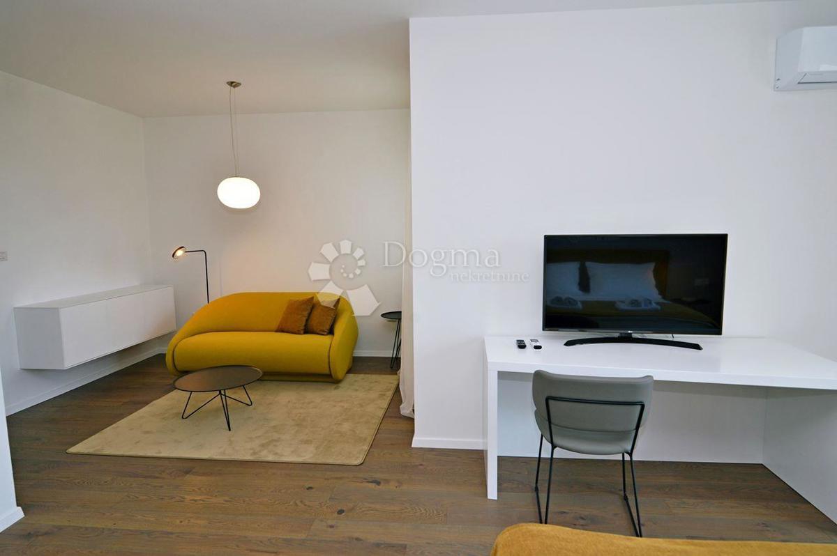 LOVRAN – Appartamento Esclusivo a 50 Metri dal Mare