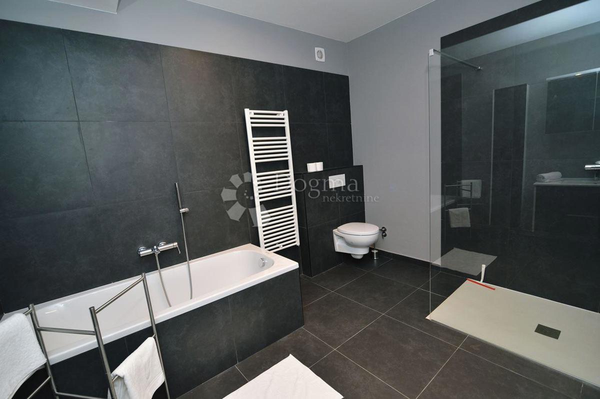 LOVRAN – Appartamento Esclusivo a 50 Metri dal Mare