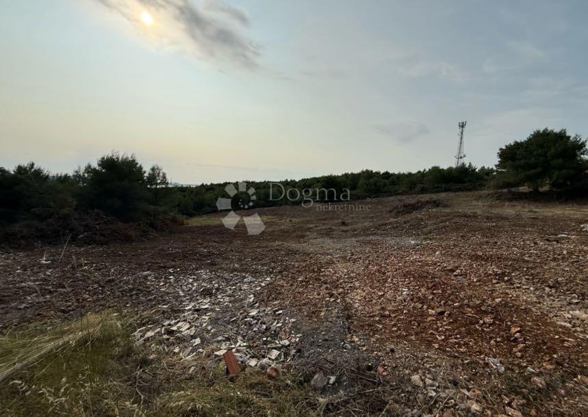 Terreno edificabile Crno, Zadar, 1.050m2