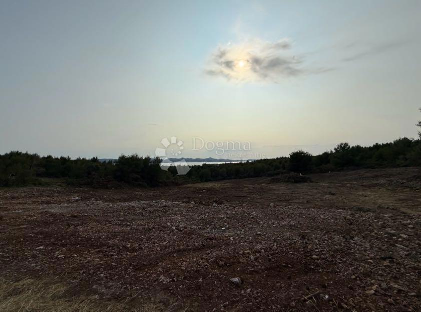 Terreno edificabile Crno, Zadar, 1.050m2