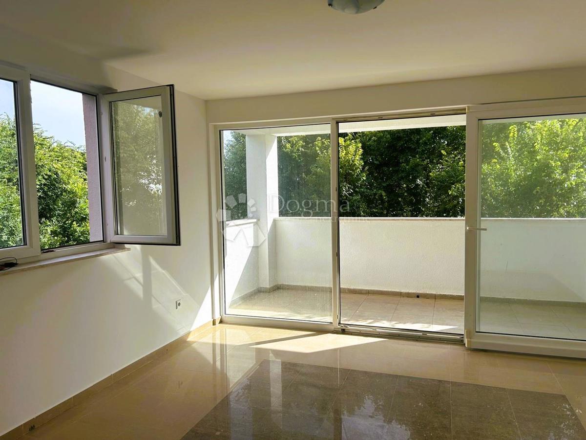 Allogio Mundanije, Rab, 75,25m2