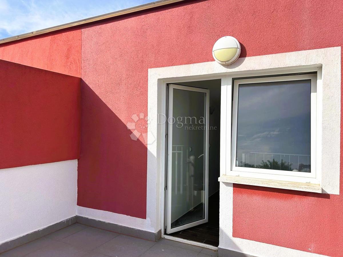 Allogio Mundanije, Rab, 75,25m2