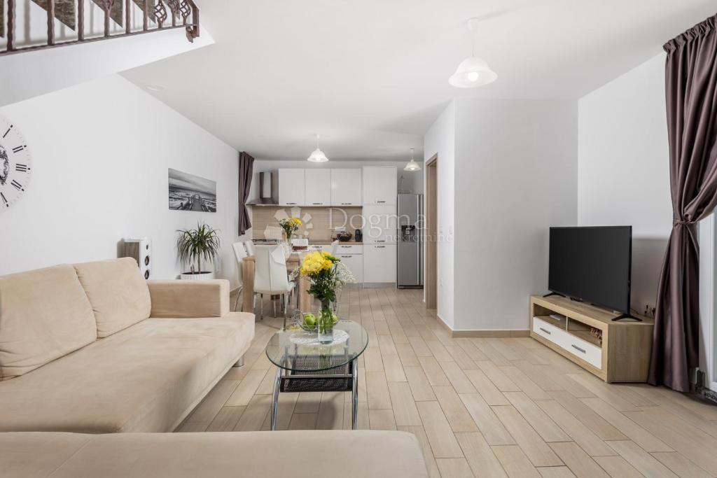 Casa Sveta Jelena, Mošćenička Draga, 90m2