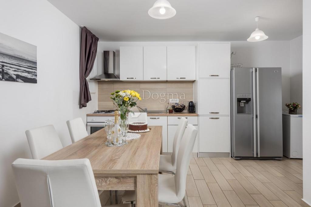 Casa Sveta Jelena, Mošćenička Draga, 90m2