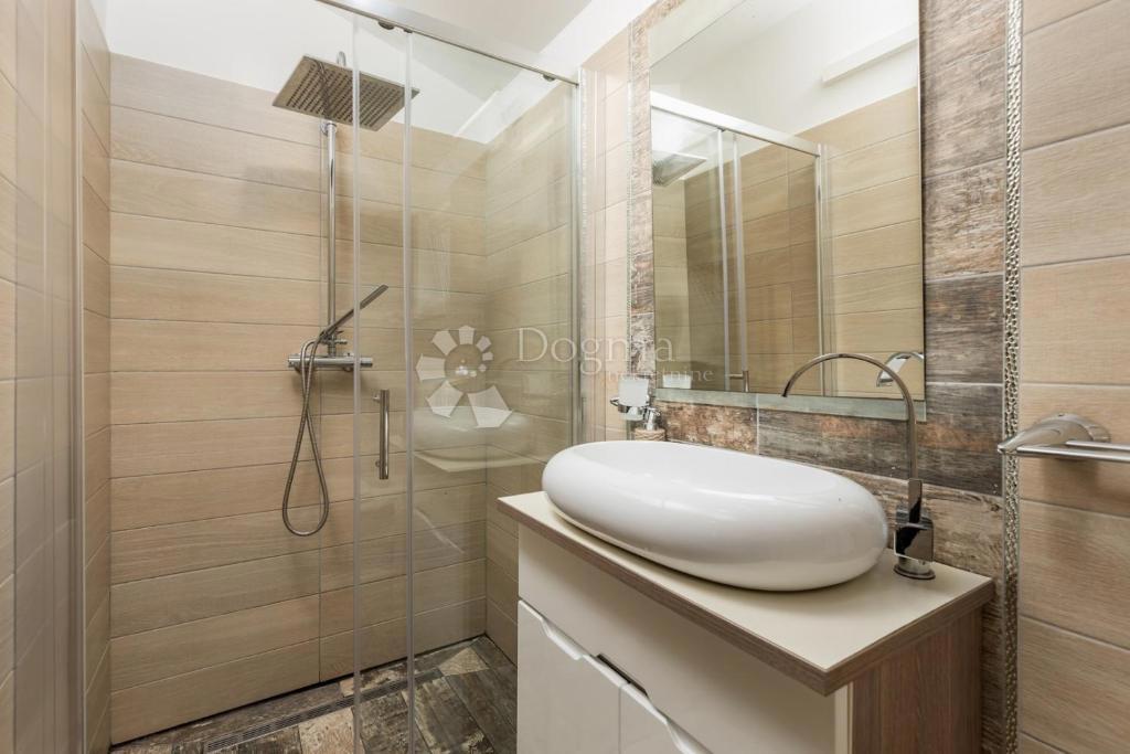 Casa Sveta Jelena, Mošćenička Draga, 90m2