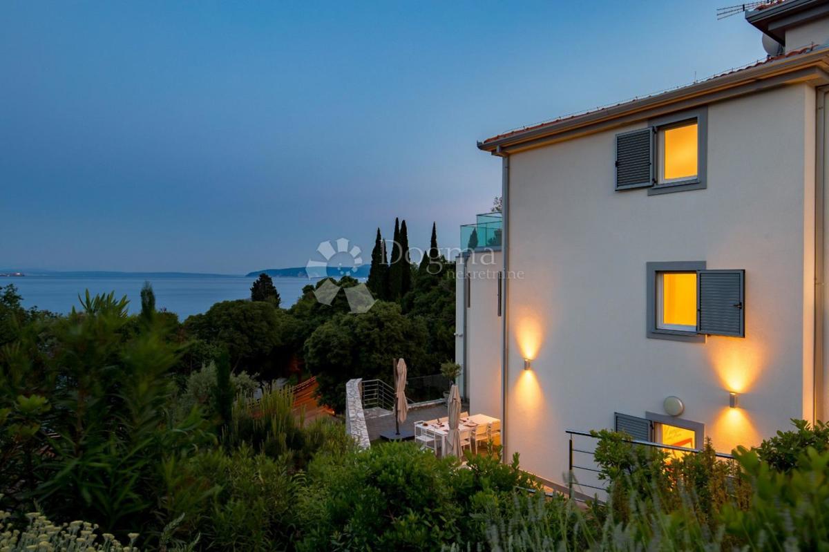 ECCELLENTE OPPORTUNITÀ DI INVESTIMENTO A 50 M DAL MARE