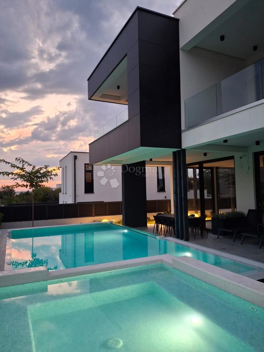 Casa Privlaka, 230m2