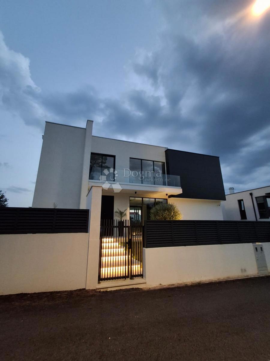 Casa Privlaka, 230m2