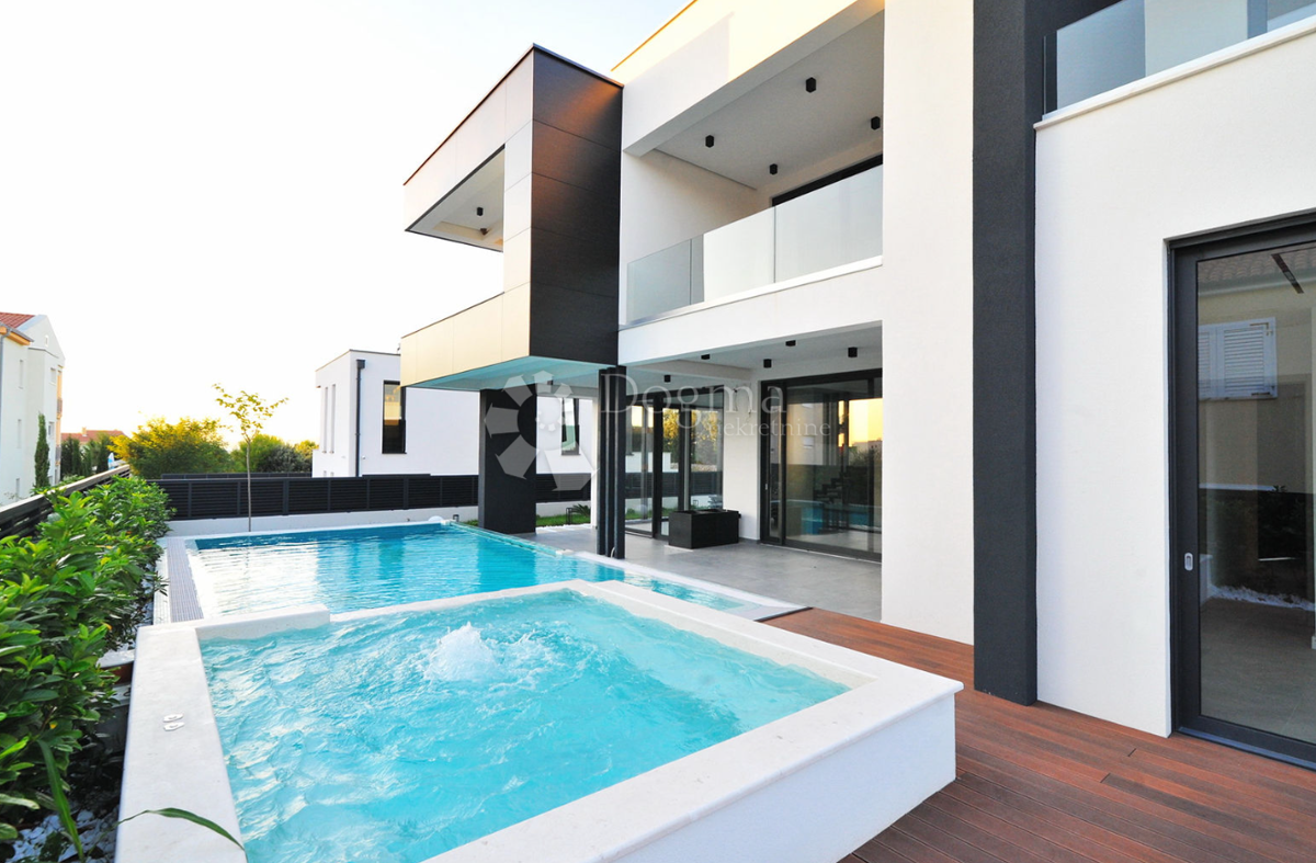 Casa Privlaka, 230m2