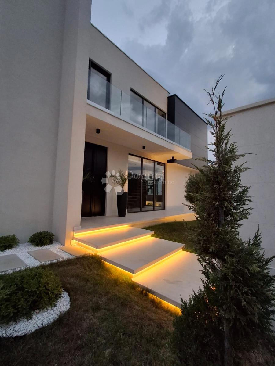 Casa Privlaka, 230m2