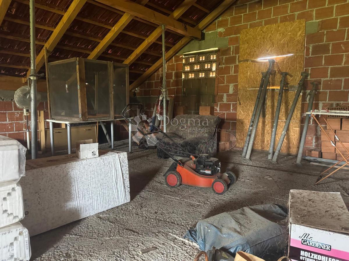 Casa Banovo, Vrbovec, 170m2