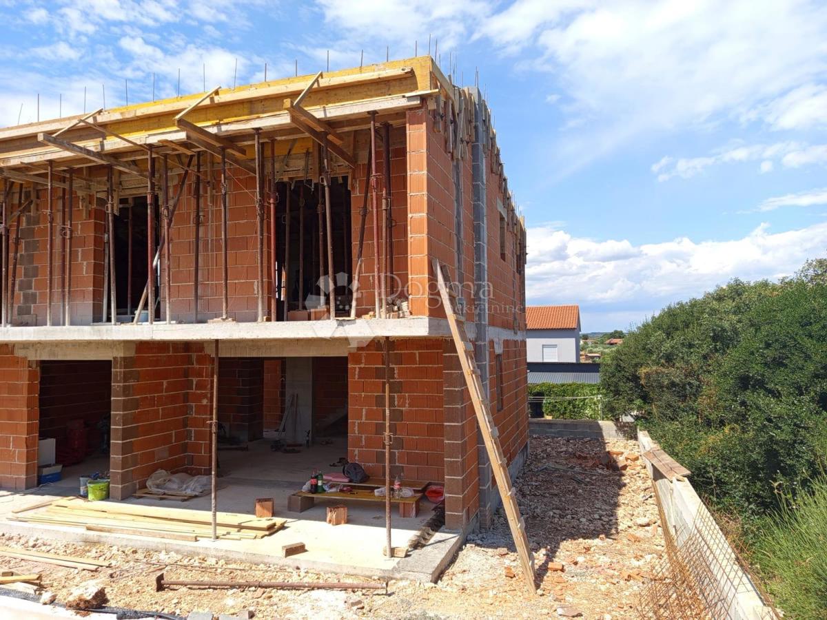 Casa Monteserpo - Komunal, Pula, 150m2