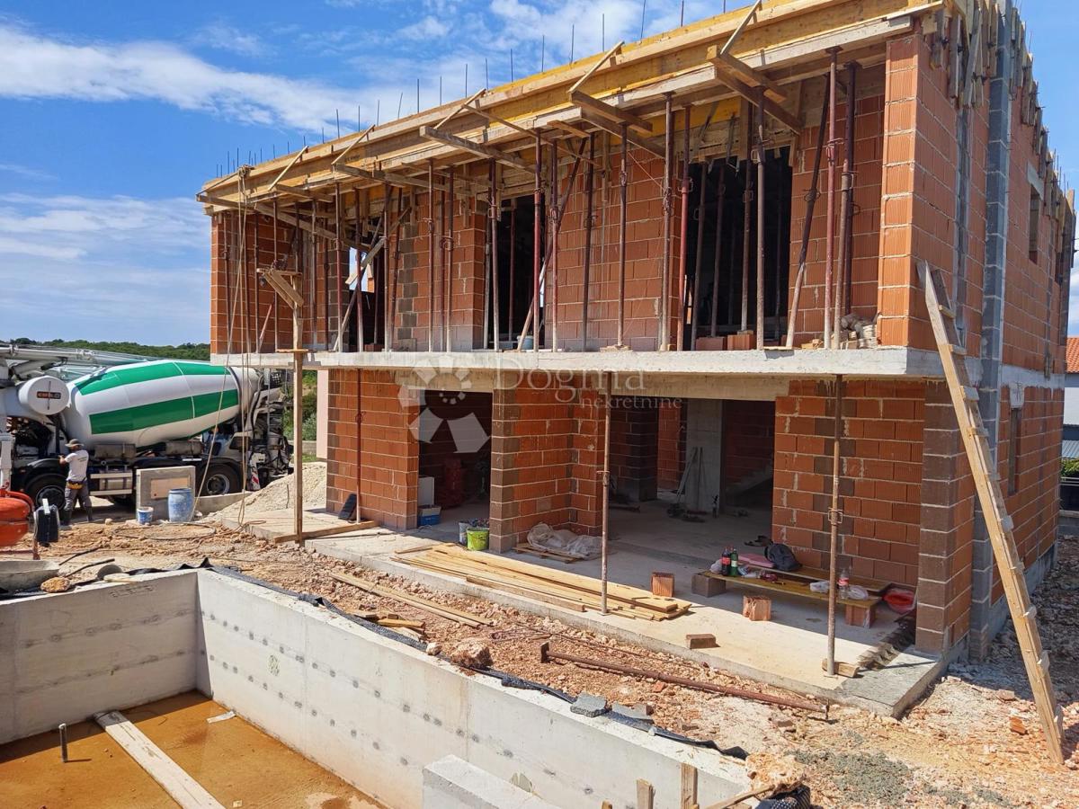 Casa Monteserpo - Komunal, Pula, 150m2