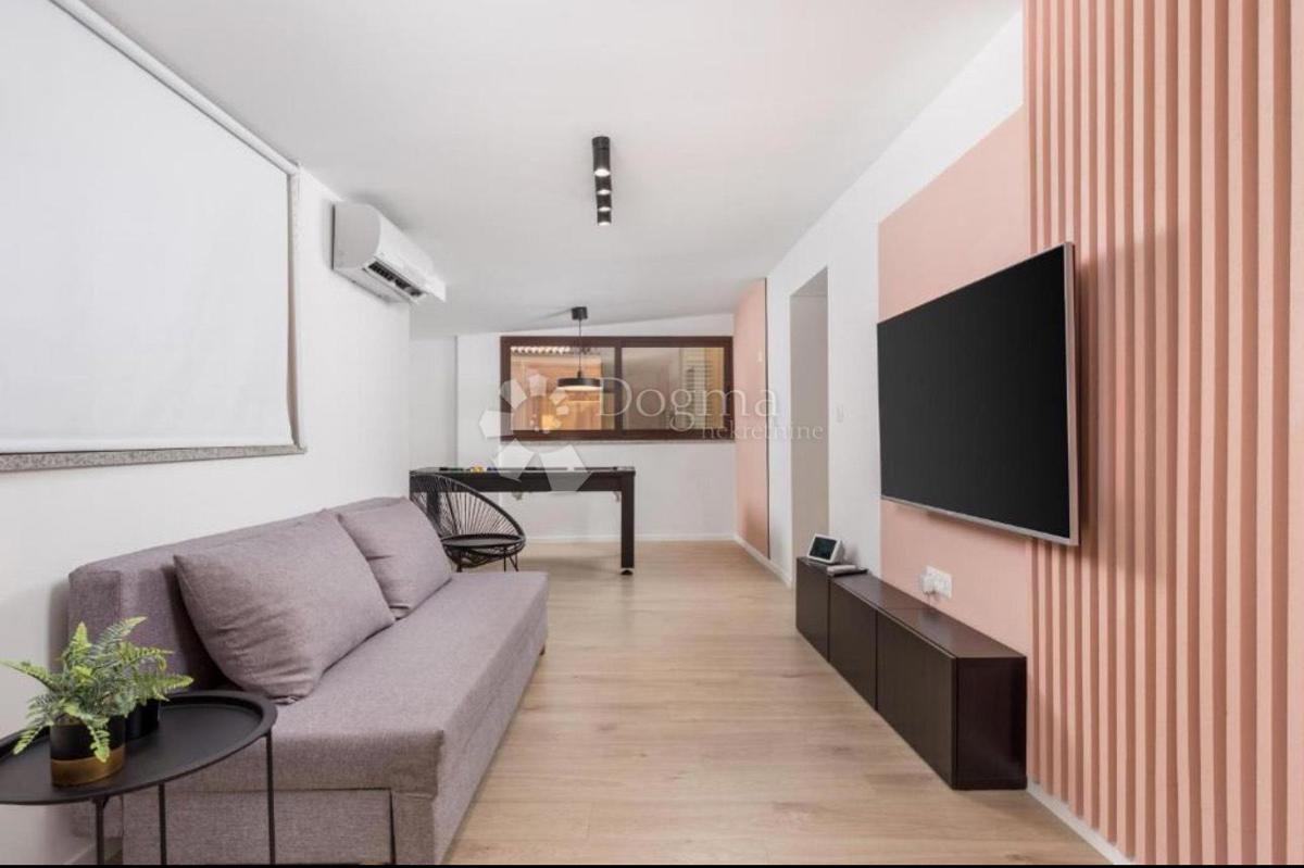 Allogio Opatija - Centar, Opatija, 83,80m2