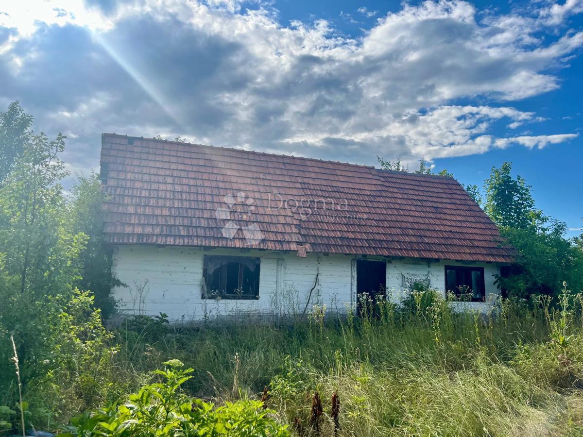 Terreno edificabile Broćanac, Rakovica, 204.119m2