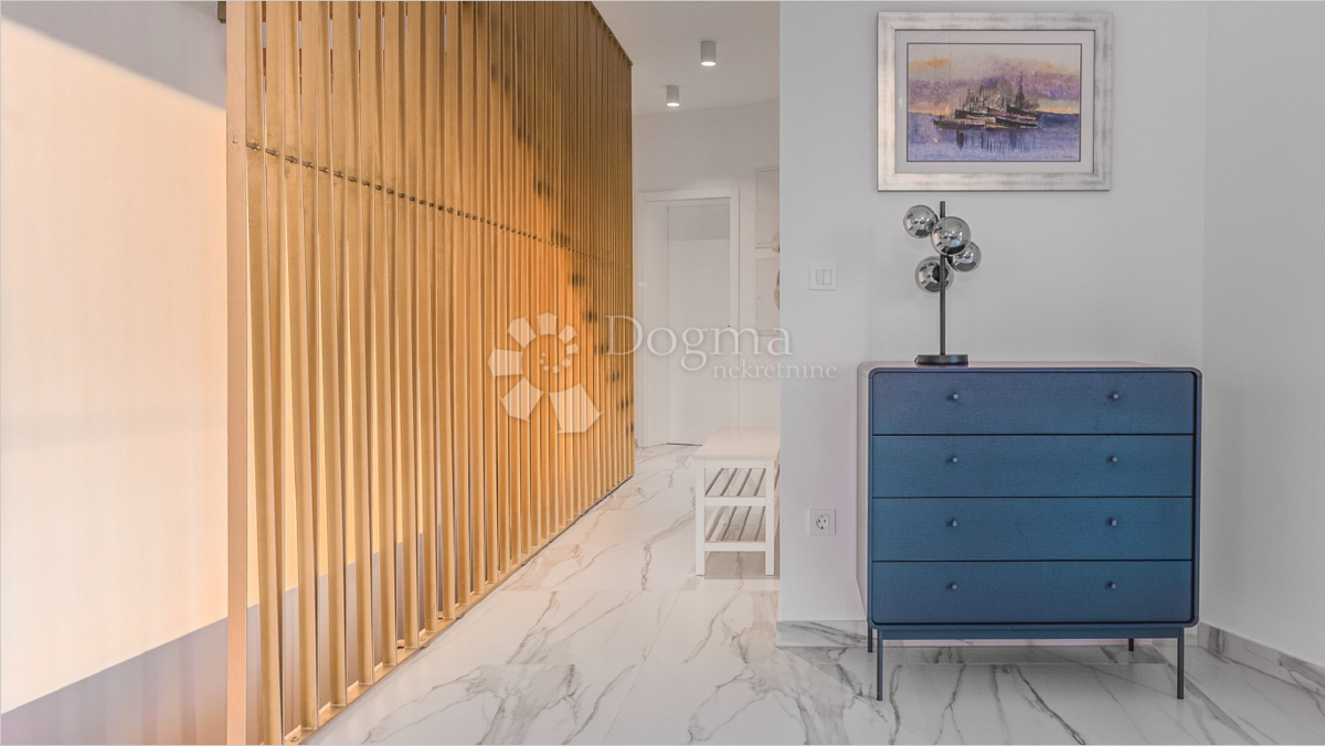 Eccezionale villa di lusso con vista panoramica sul mare a Podstrana