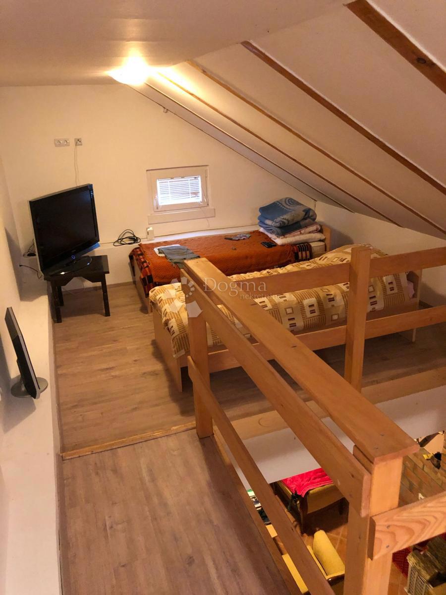 Casa Svinica, Majur, 103m2