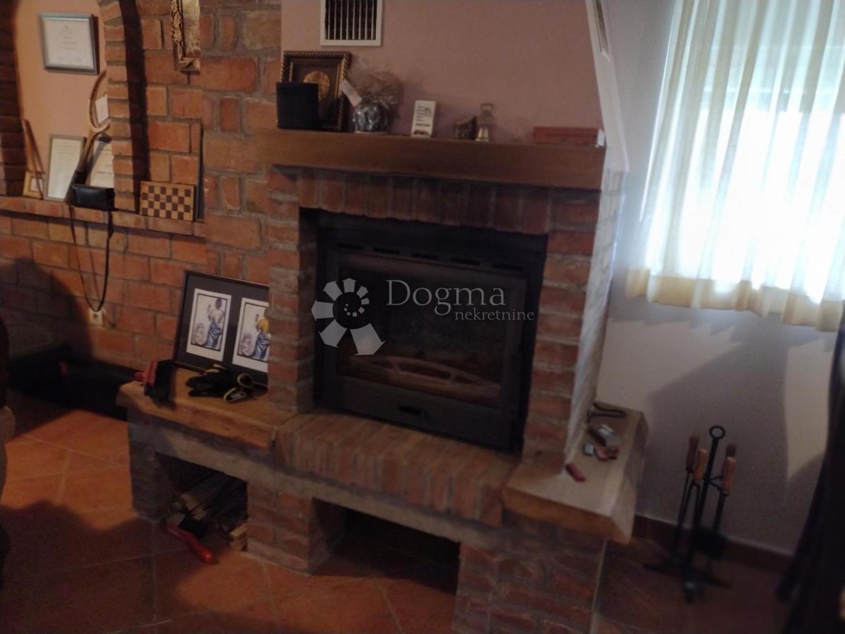 Casa Svinica, Majur, 103m2