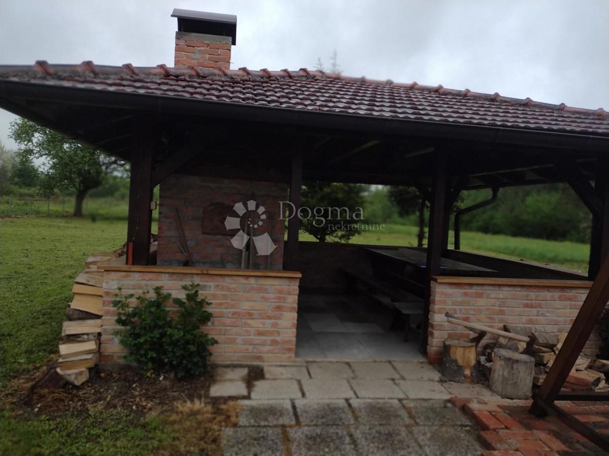 Casa Svinica, Majur, 103m2