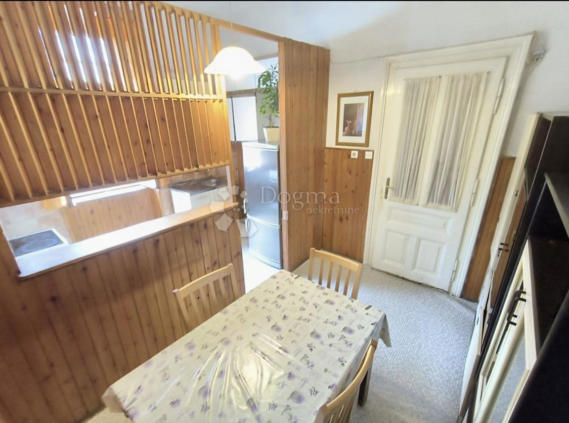 Allogio Opatija - Centar, Opatija, 72,73m2