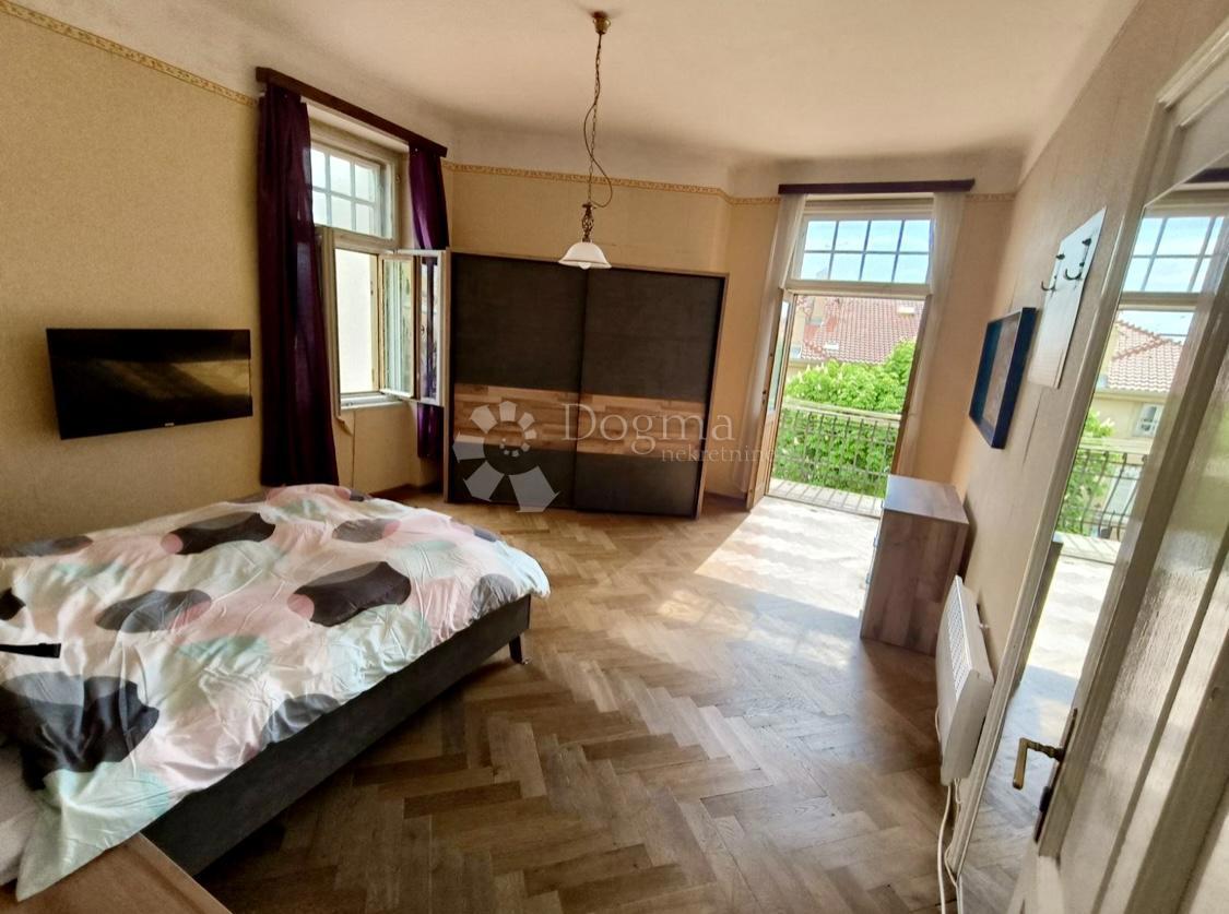 Allogio Opatija - Centar, Opatija, 72,73m2