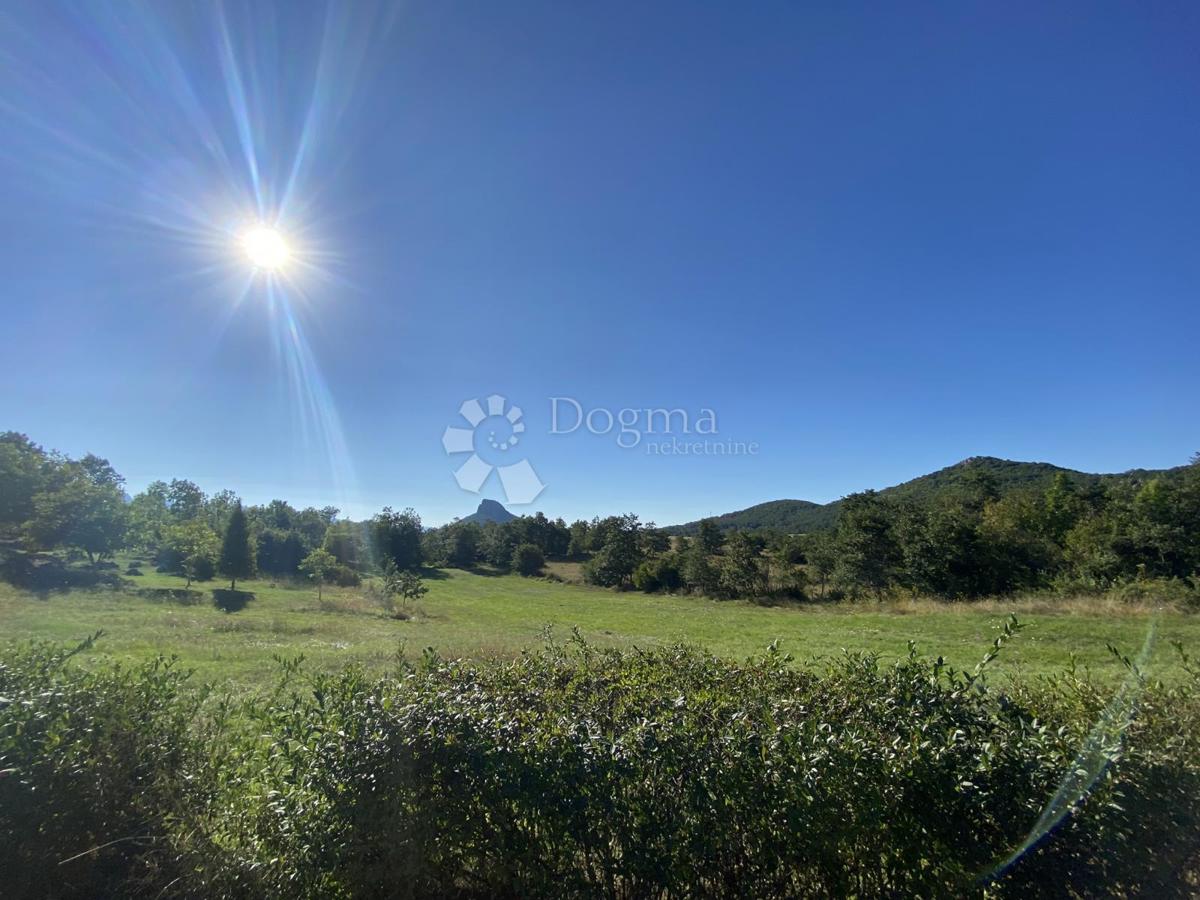 Terreno agricolo Drenovac Radučki, Gospić - Okolica, 224.000m2