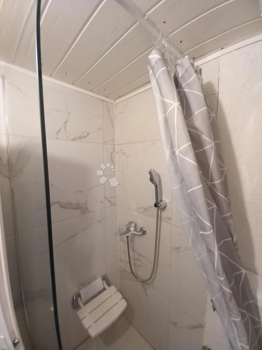 Appartamento Konjsko, Karlobag, 36m2