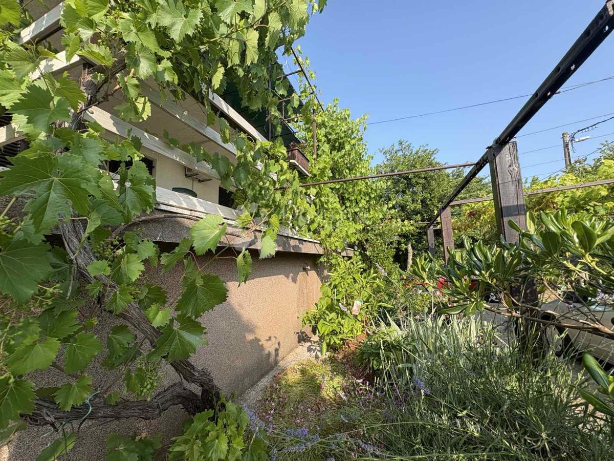 Appartamento Pinezići, Krk, 80m2