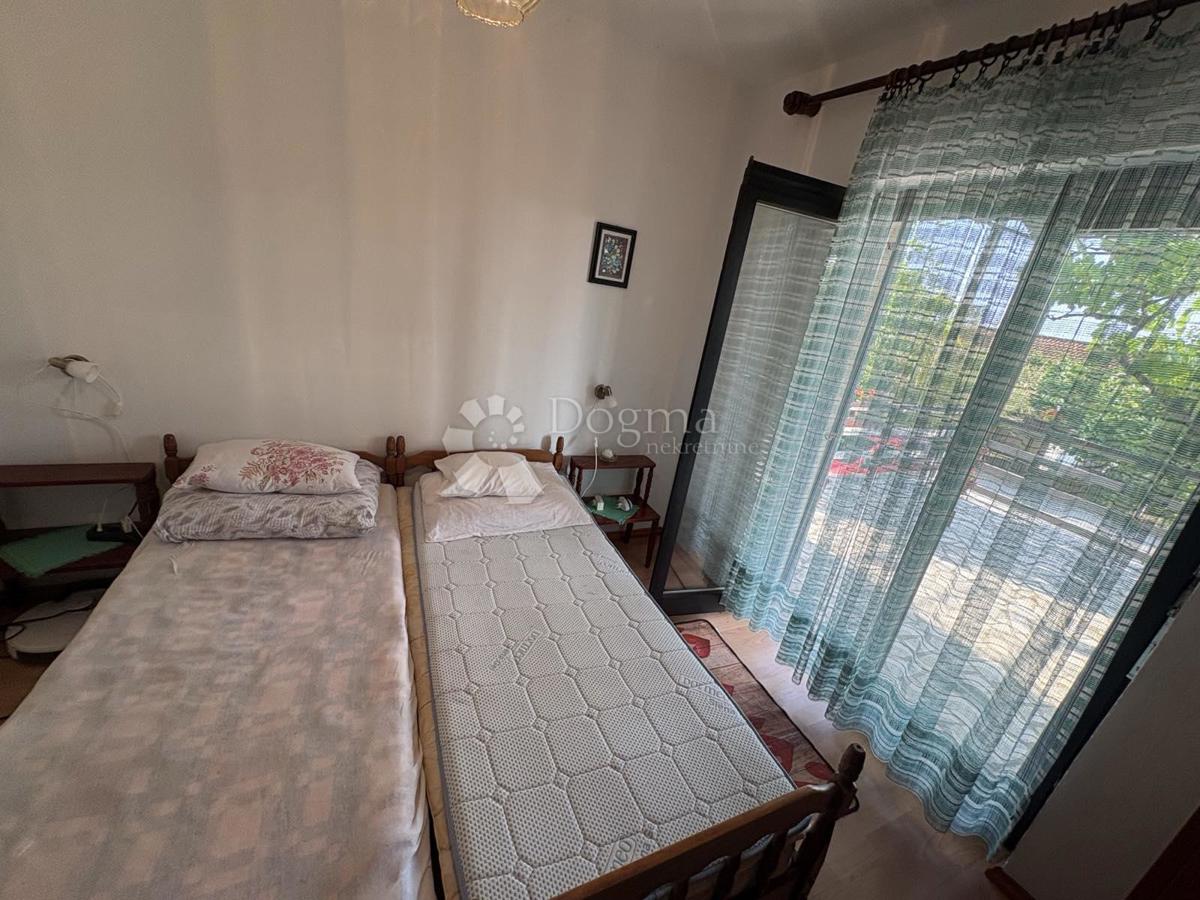 Appartamento Pinezići, Krk, 80m2